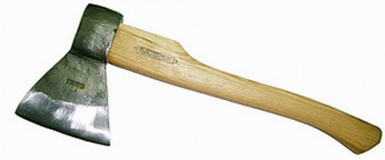 Топор SKRAB Плотник 820 гр с деревянной ручкой