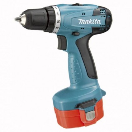 Шуруповерт Makita 6281 DWAE 14.4В