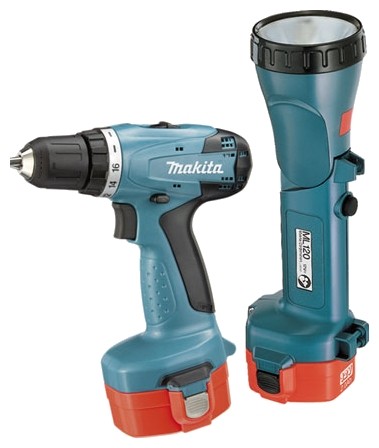 Шуруповерт Makita 6281 DWALE 14.4В,2х2АчNiCd, БЗП, 36\20Нм, чем.+фонарь